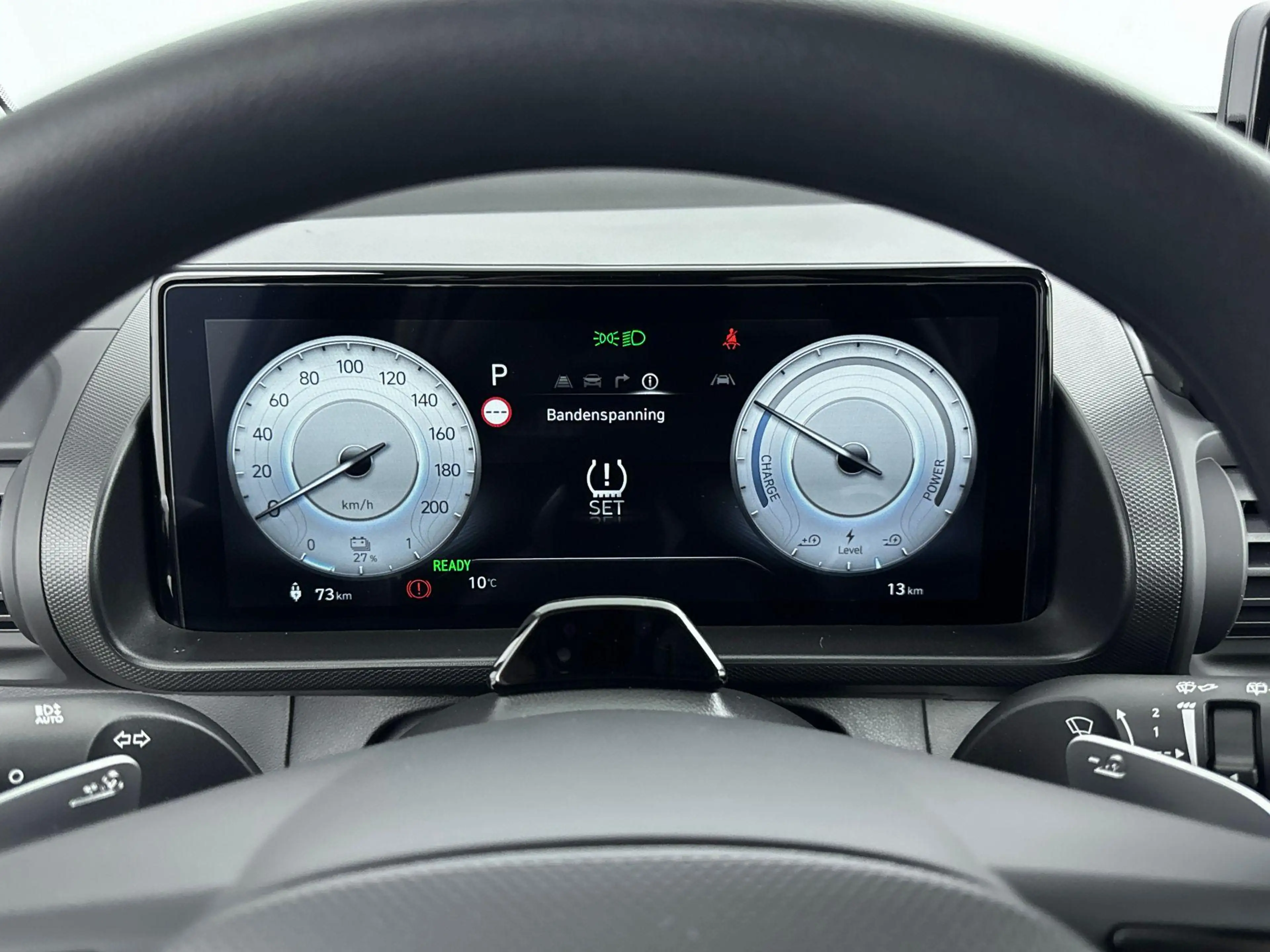 Hyundai Inster E-Motion + Comfort Pack 42 kWh | Stuur - en Stoelv — photo 10
