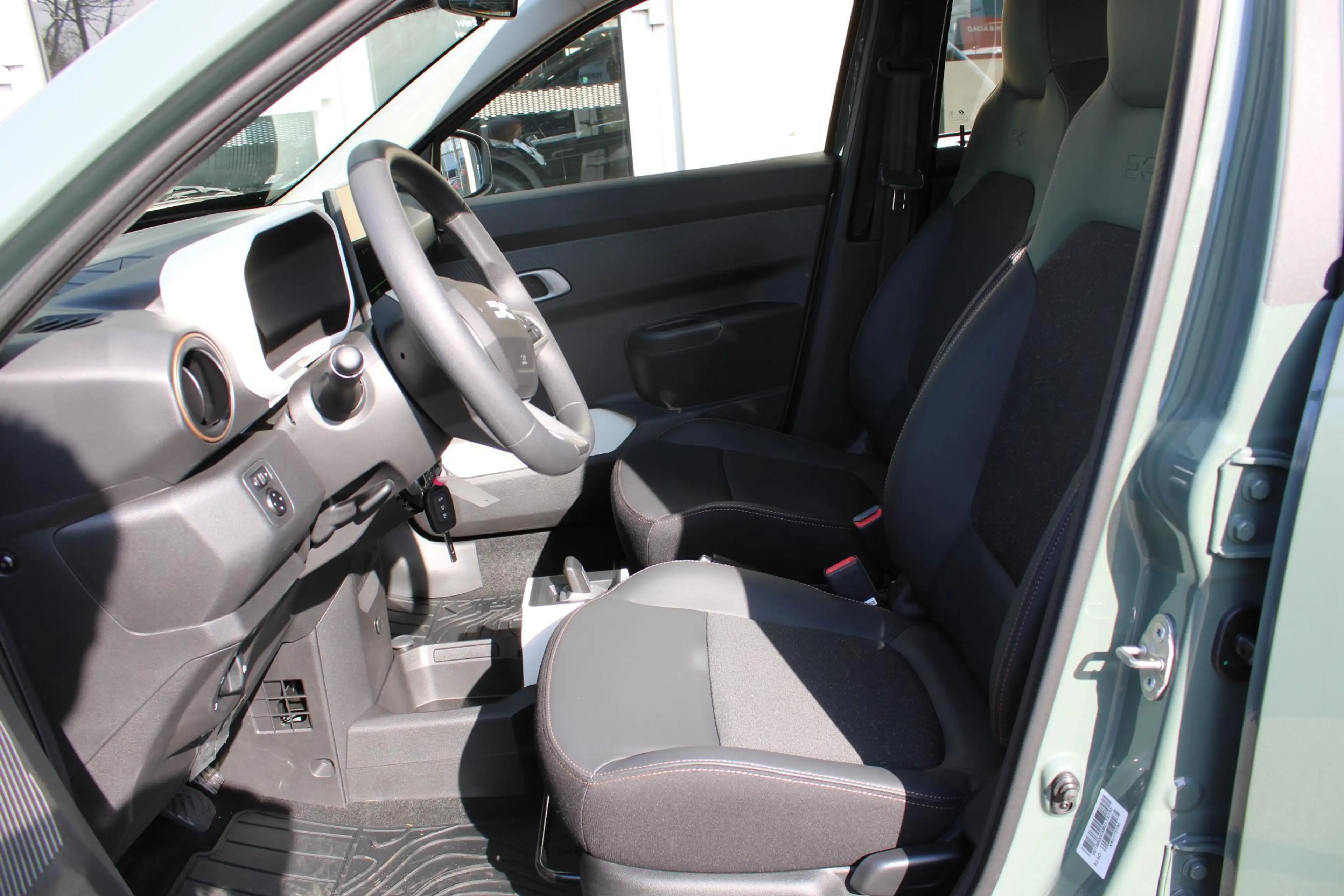 Dacia Spring Extreme 65 26.8 kWh Lichen Kaki — photo 12