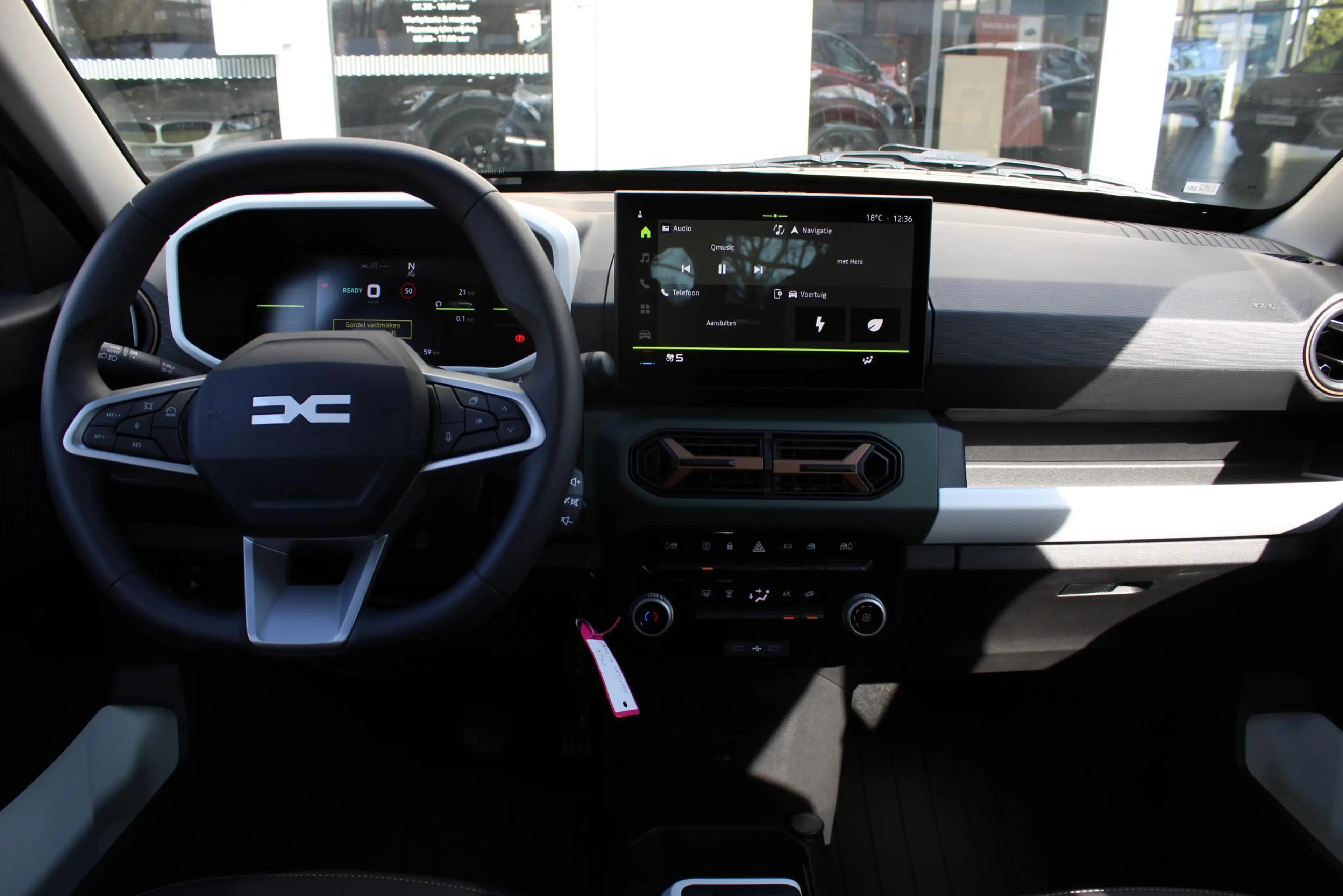 Dacia Spring Extreme 65 26.8 kWh Lichen Kaki — photo 24