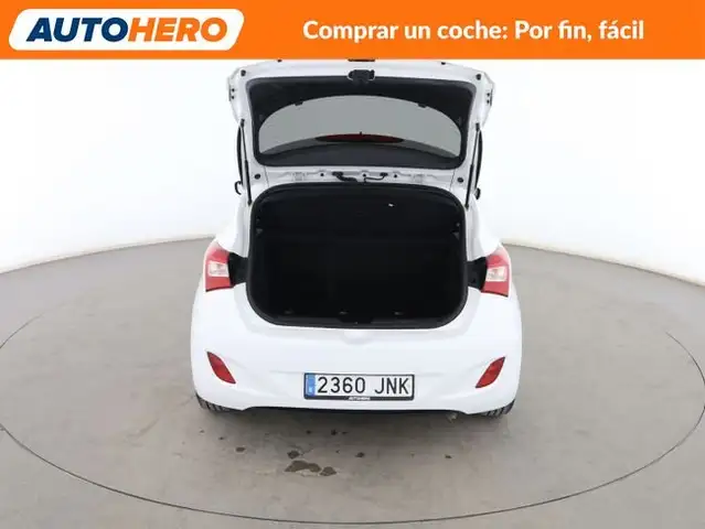Hyundai I30 view 17