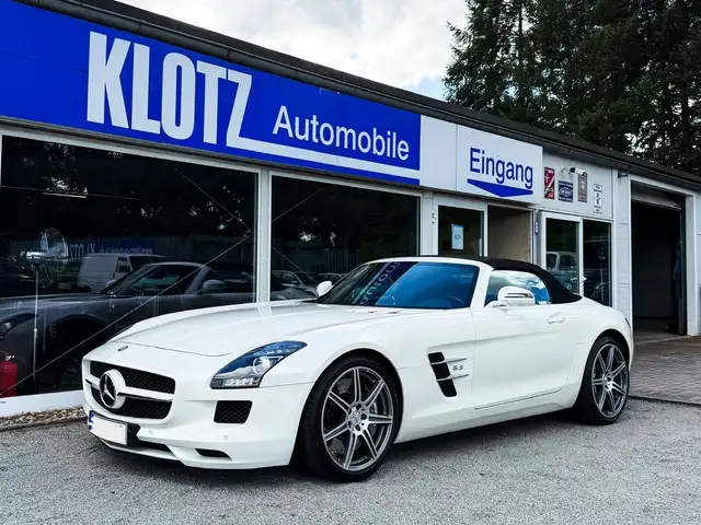 Mercedes-Benz SLS Roadster