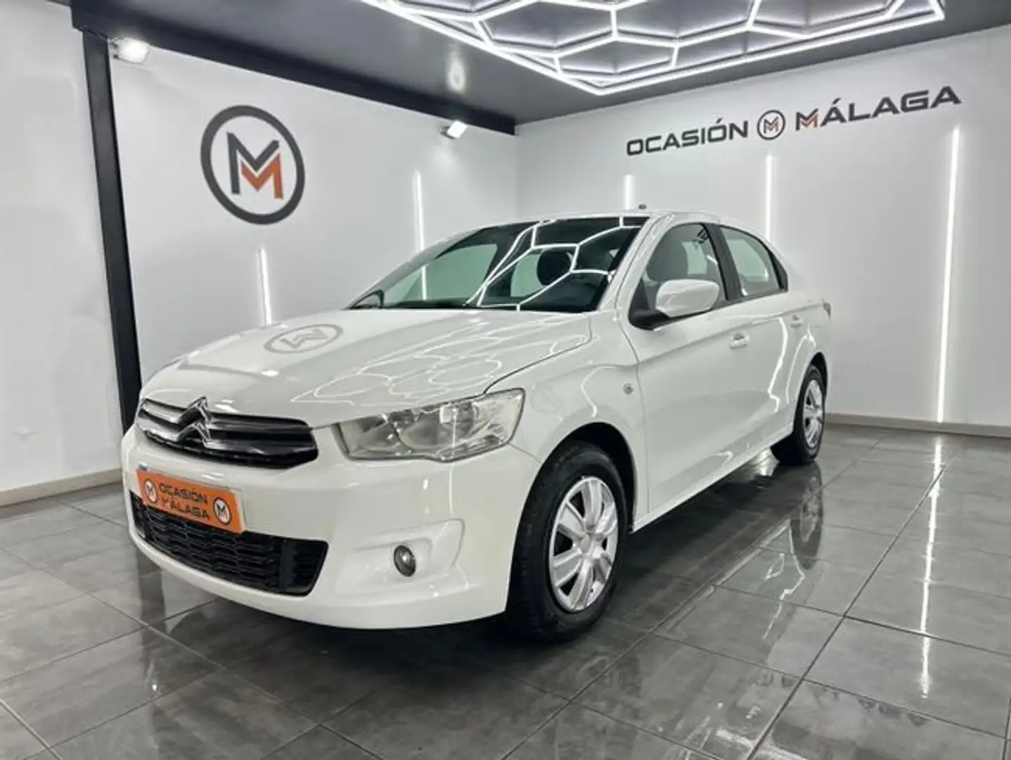 Citroen C-Elysée VTi 70cv Exclusive NACIONAL ÚNICO PROPIETARIO - Blanco - 1