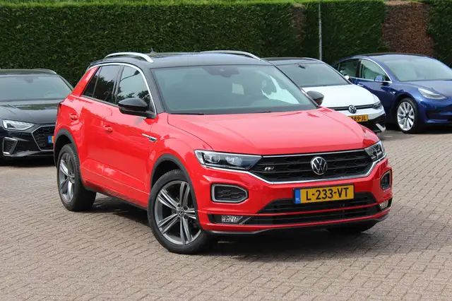 Volkswagen T-Roc view 24