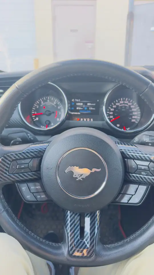 Ford Mustang снимка Ford Mustang