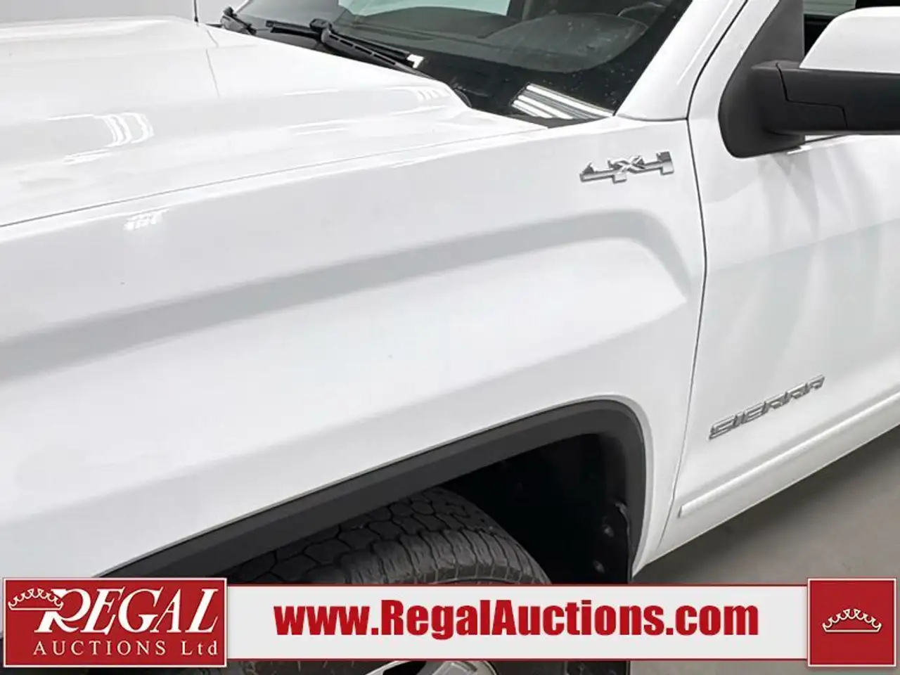GMC Sierra 1500 снимка GMC Sierra 1500