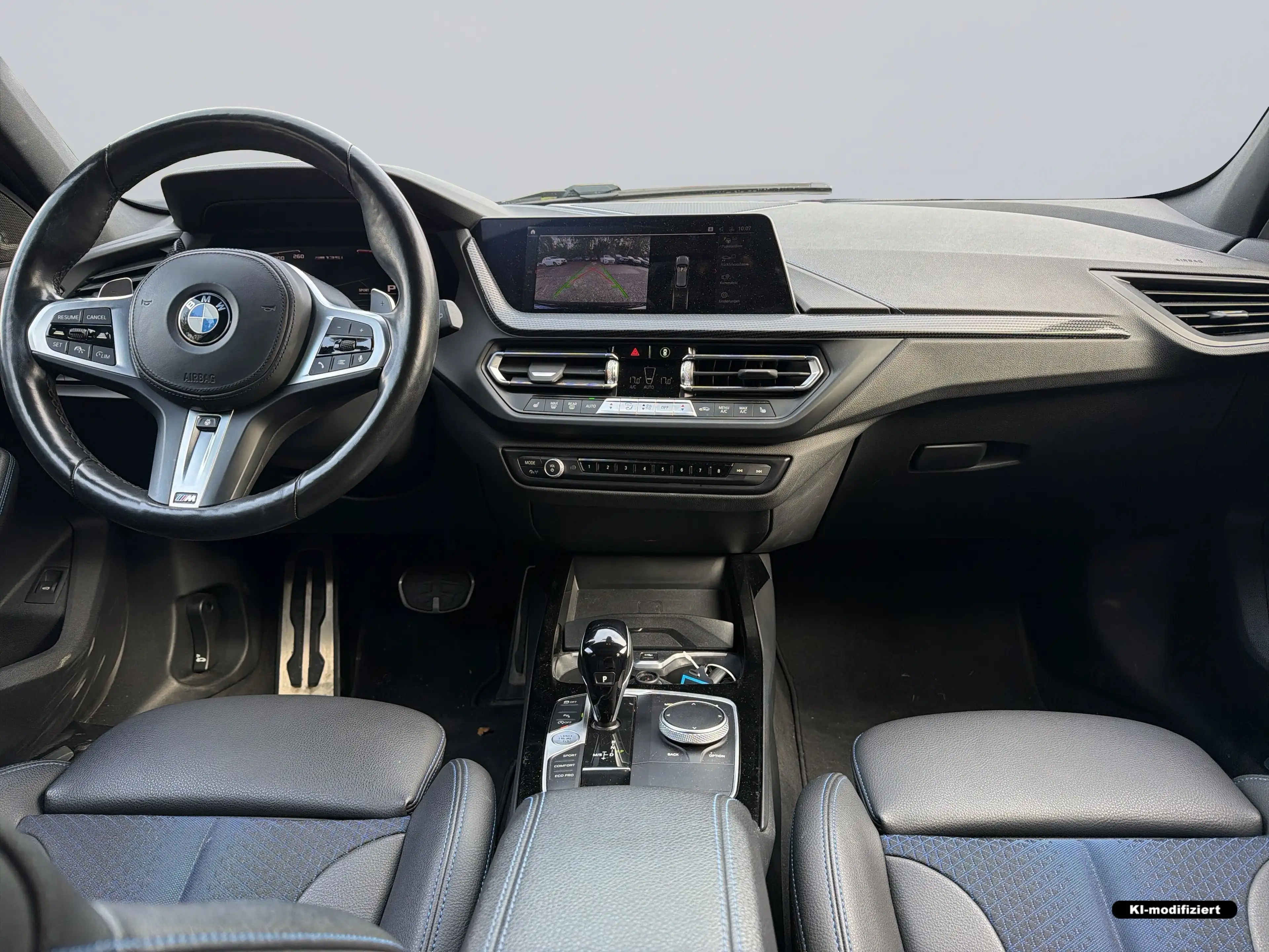 BMW 135 M135i xDrive Hatch — photo 12