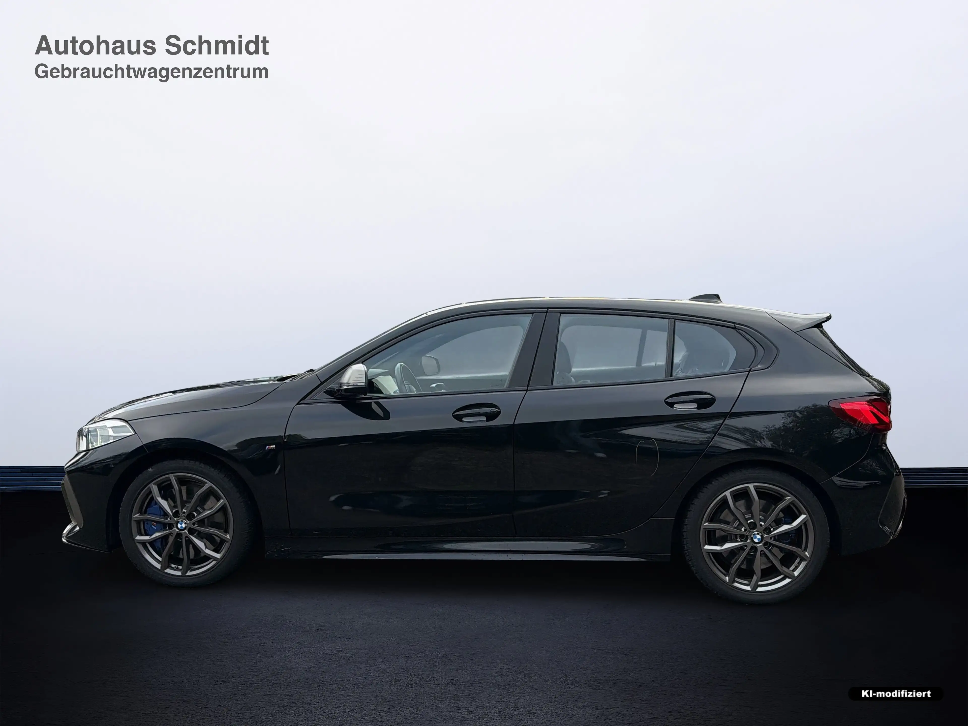 BMW 135 M135i xDrive Hatch — photo 2