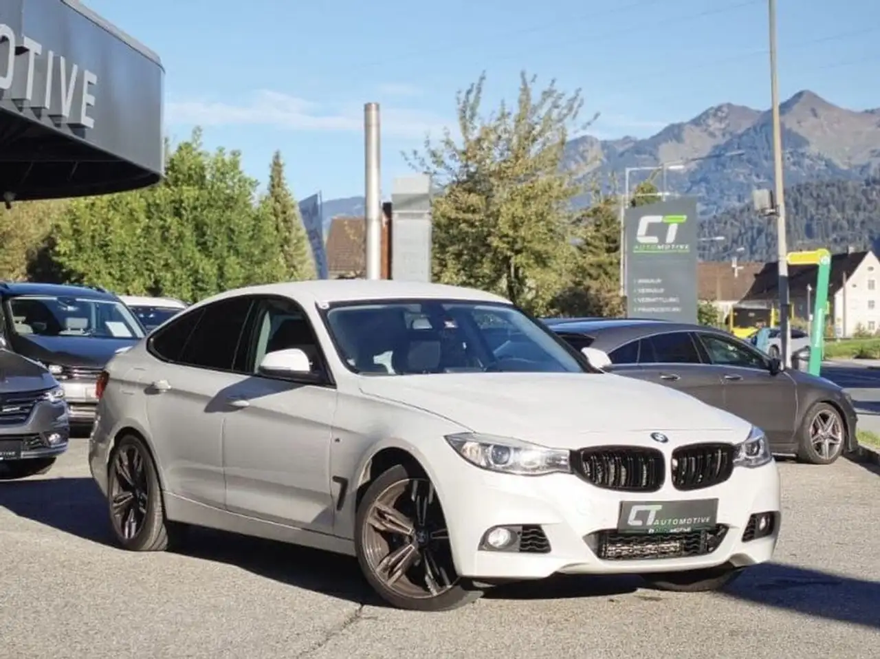 BMW 320