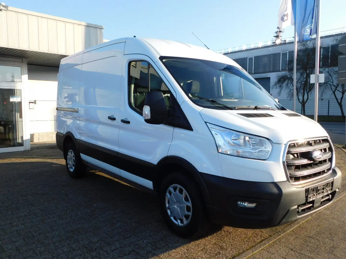 Ford Transit Kasten 330 L2 Trend Garantie bis 09/26 Blanco - 1