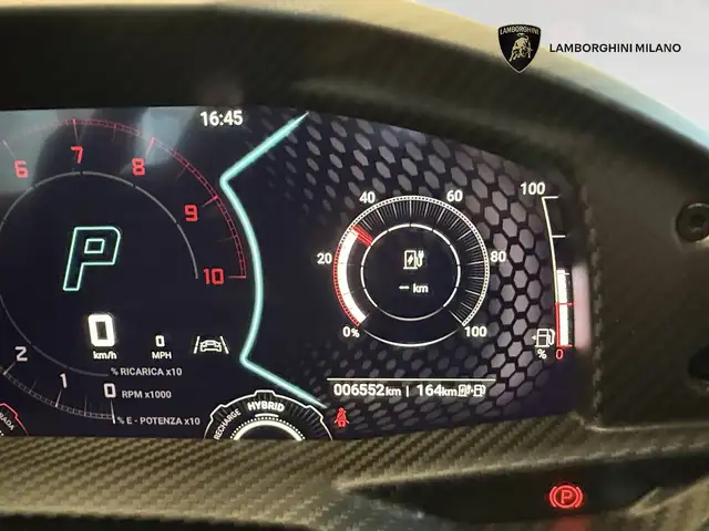 Lamborghini Revuelto view 16