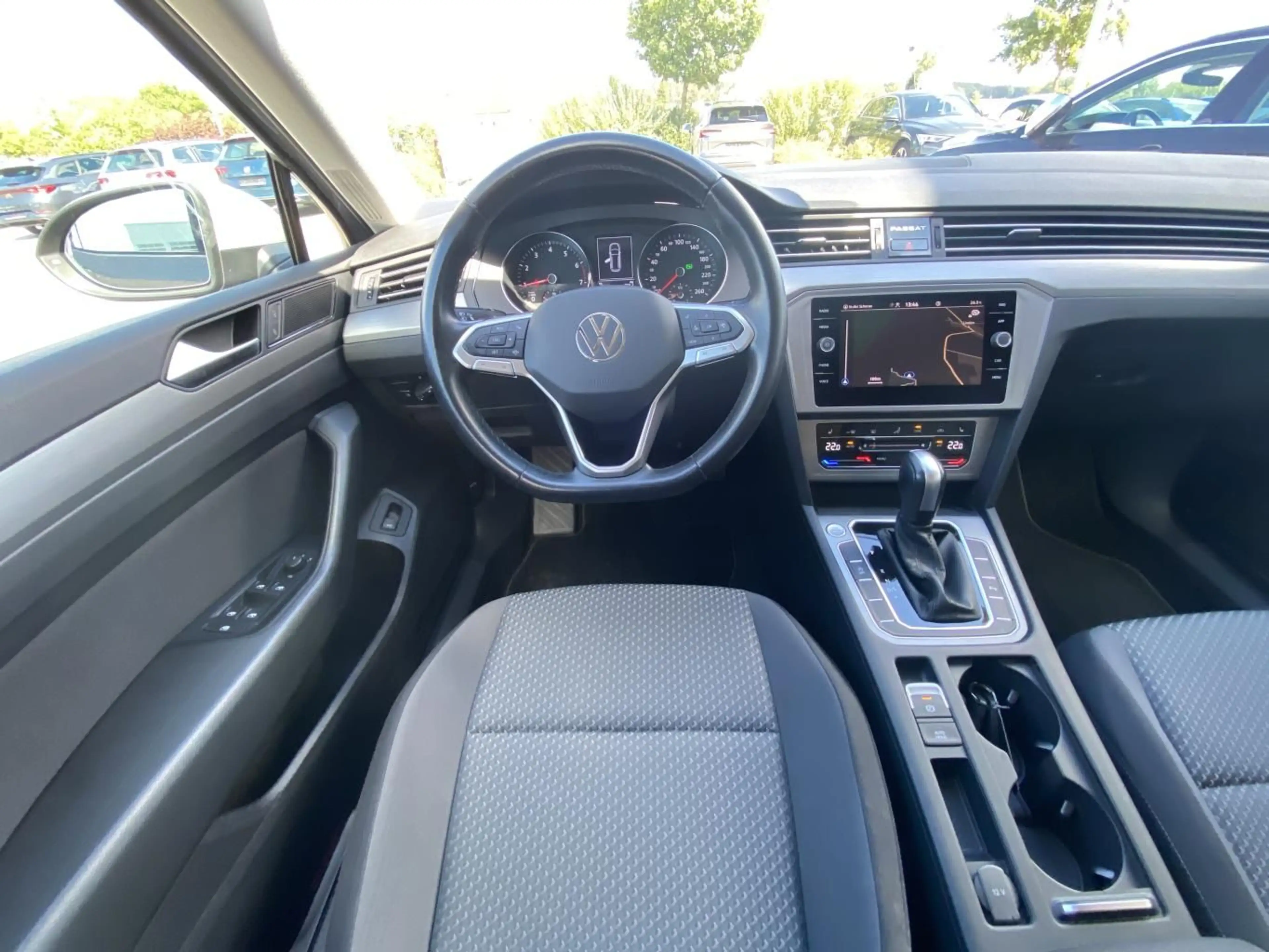 Volkswagen Passat Variant 1.5 TSI DSG APP-CONNECT+KAMERA+LE — photo 12