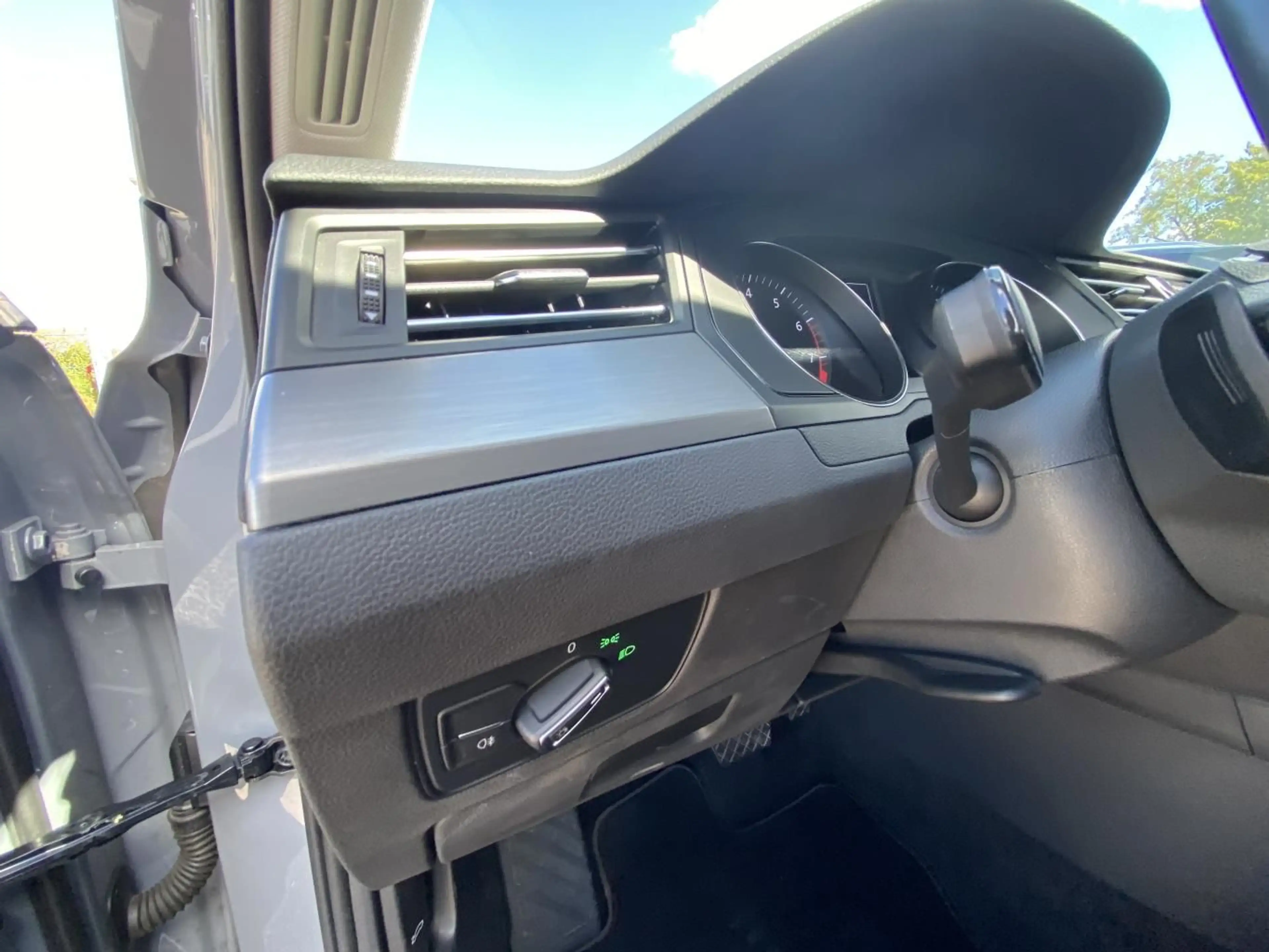 Volkswagen Passat Variant 1.5 TSI DSG APP-CONNECT+KAMERA+LE — photo 9