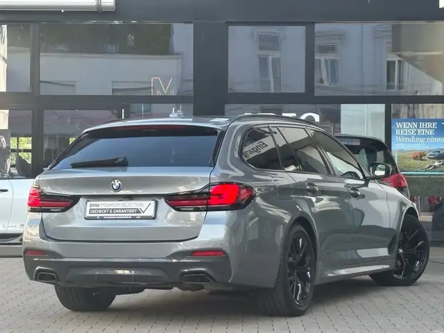BMW 5 Series view 2