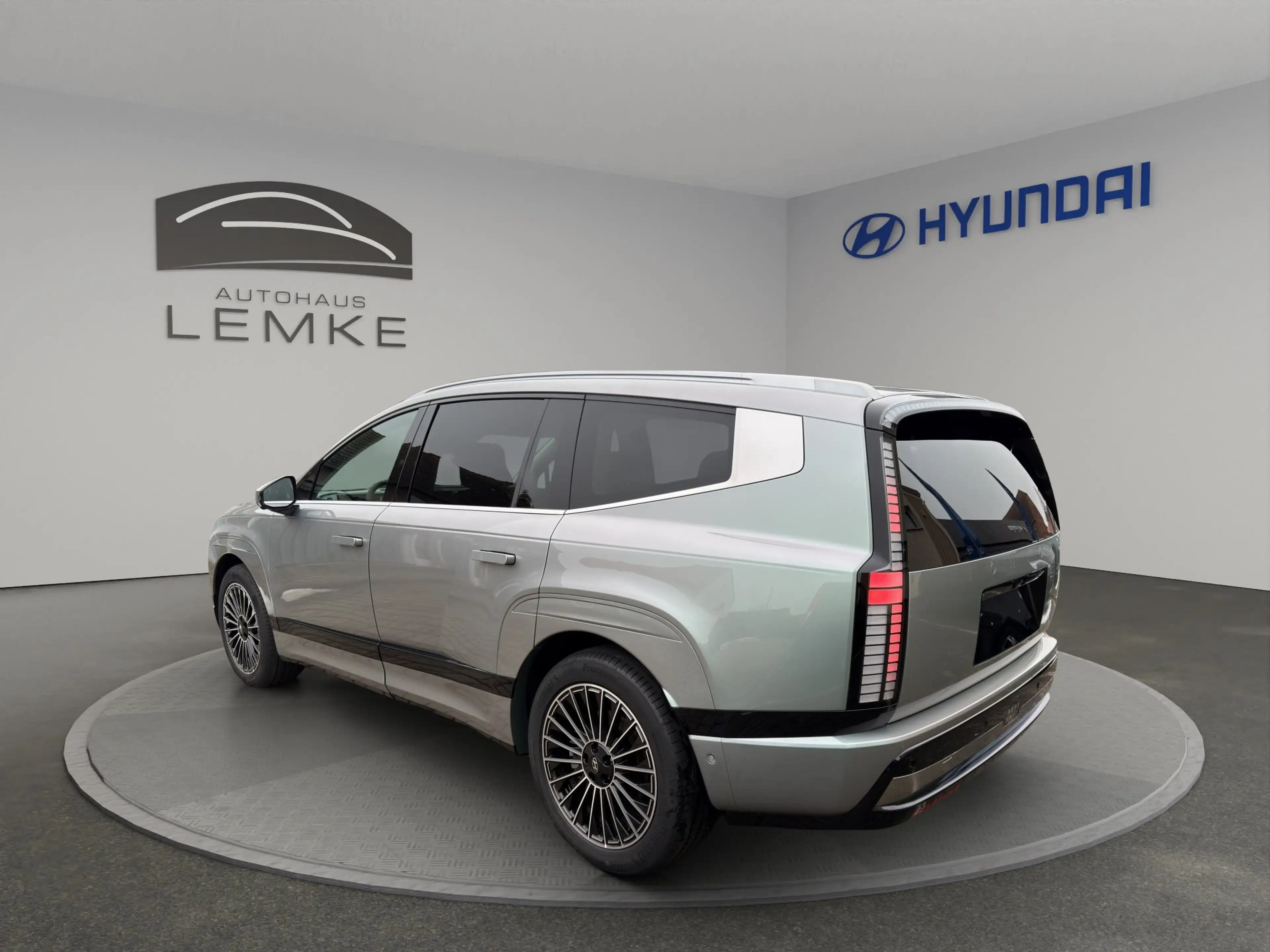 Hyundai IONIQ 9 IONIQ 9 110kWh 4WD UNIQ 6-SITZER RELAX+PANORAMA — photo 4
