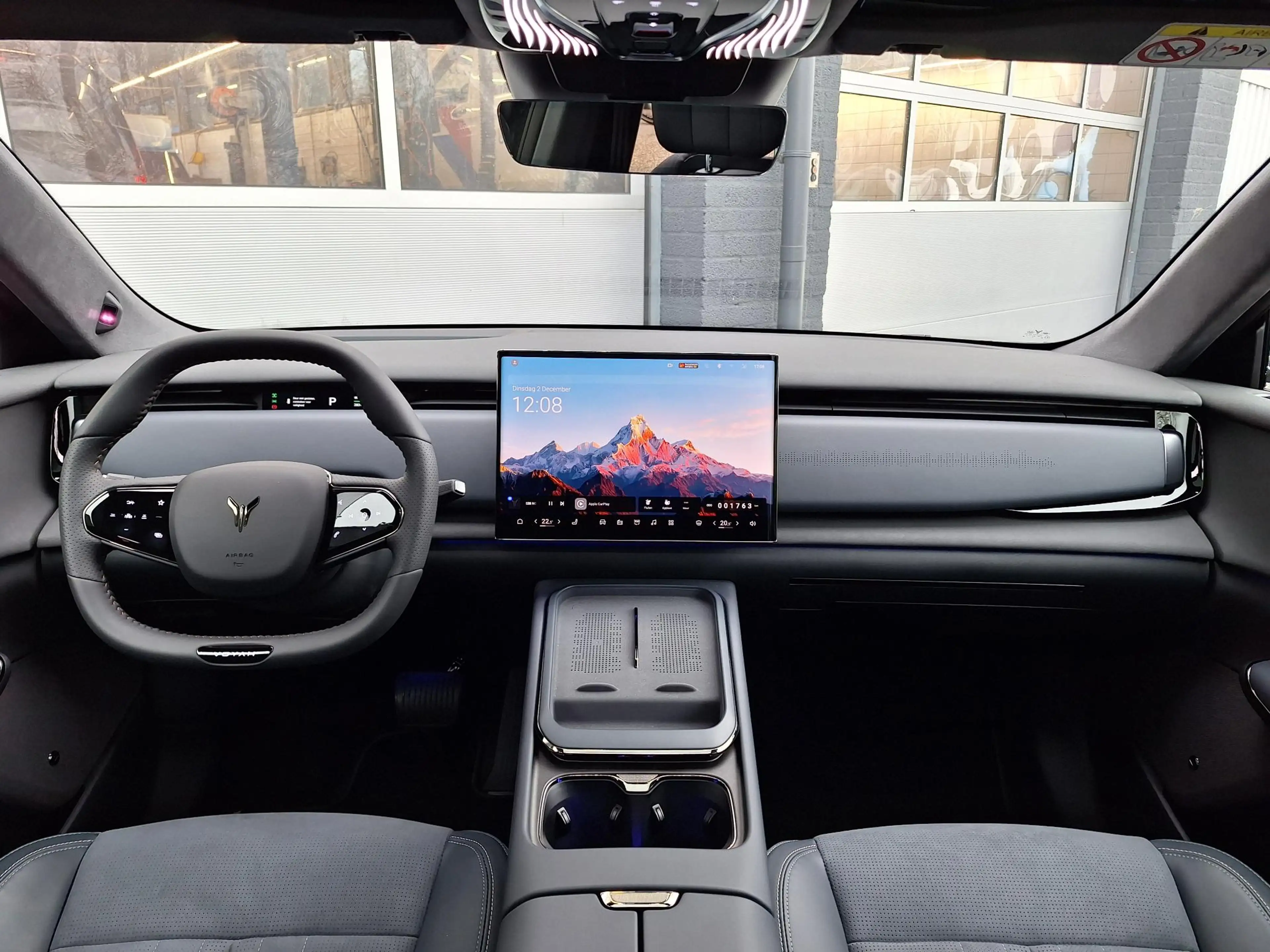 Voyah Courage Performance Edition | Panoramadak | 360° Camera | — photo 10