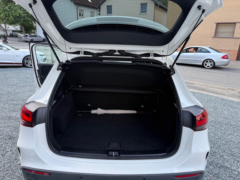 Mercedes-Benz GLA 220 GLA Diesel d 8G-DCT AMG Line — photo 10