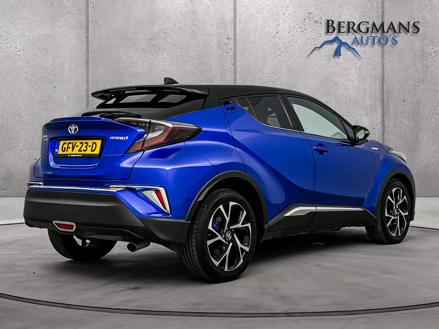 Toyota C-HR 1.8 Hybrid Bi-Tone // NU ZOMERACTIE // RIJKLAAR // Blauw - 2