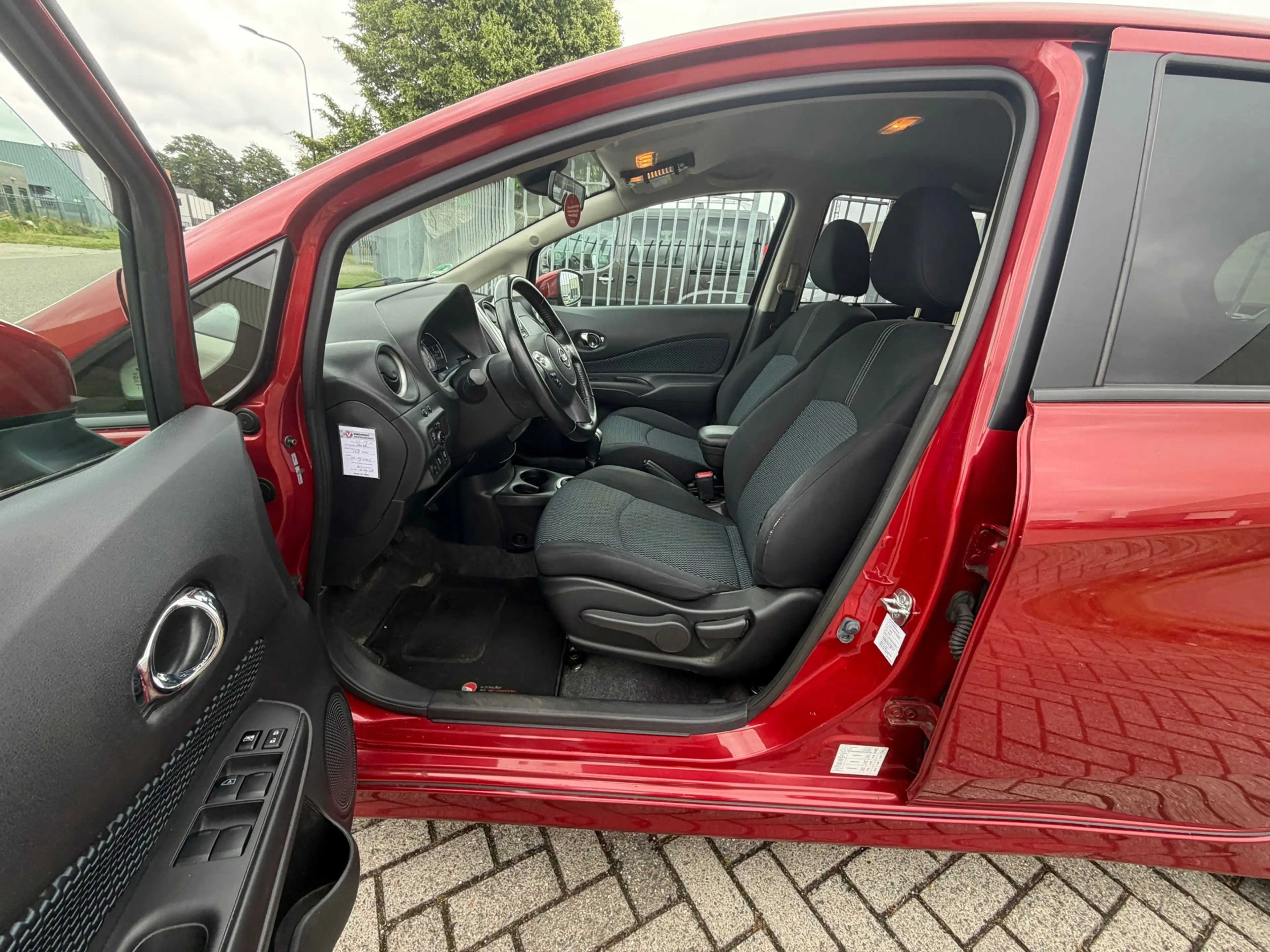 Nissan Note 1.2 DIG-S Tekna 98PK 5 deurs! Navi l 360 camera l — photo 4