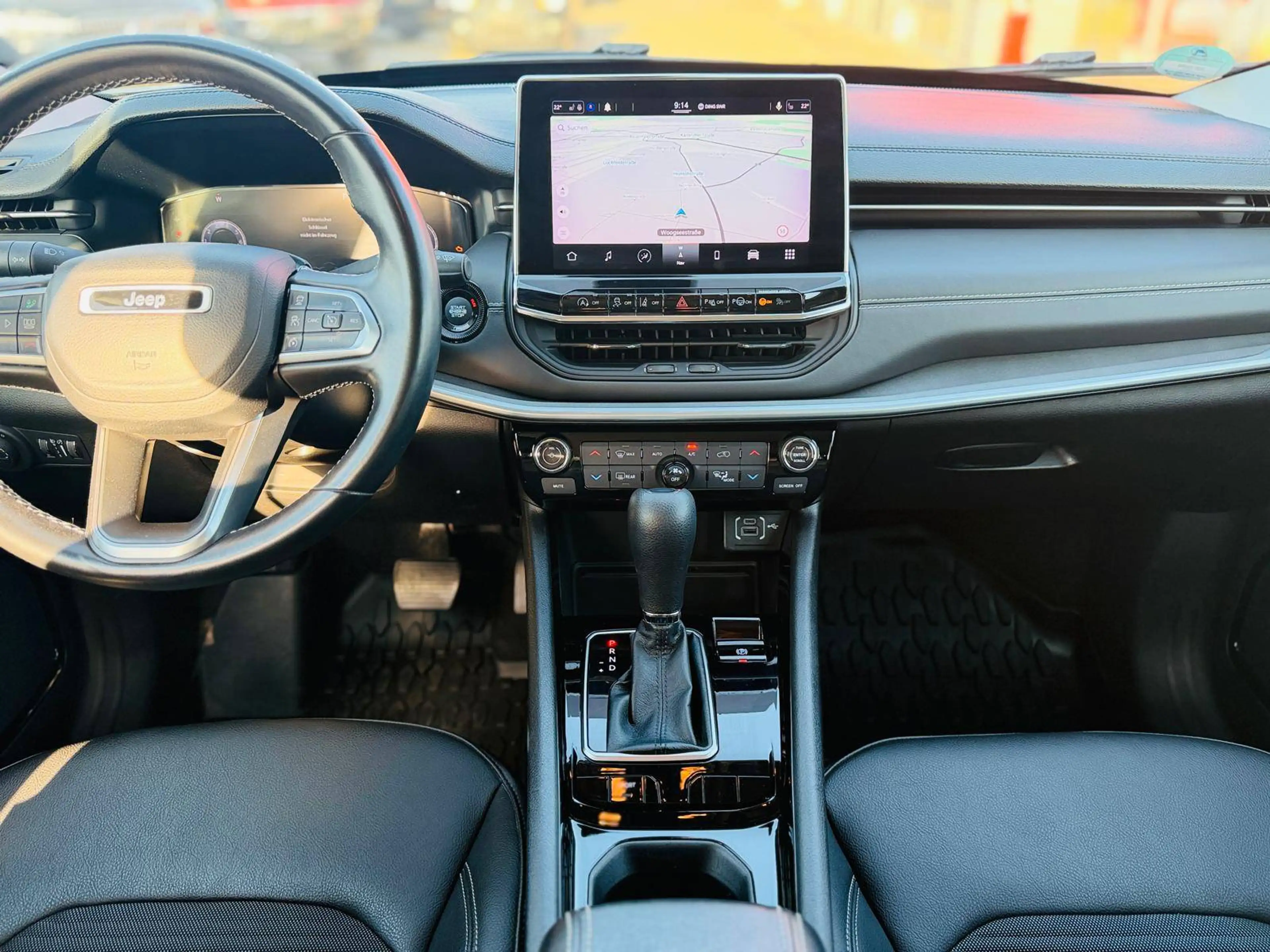 Jeep Compass 80th Anniversary LIMITED FWD TÜV & Service Neu Garantie Finanzierung Möglich — photo 7