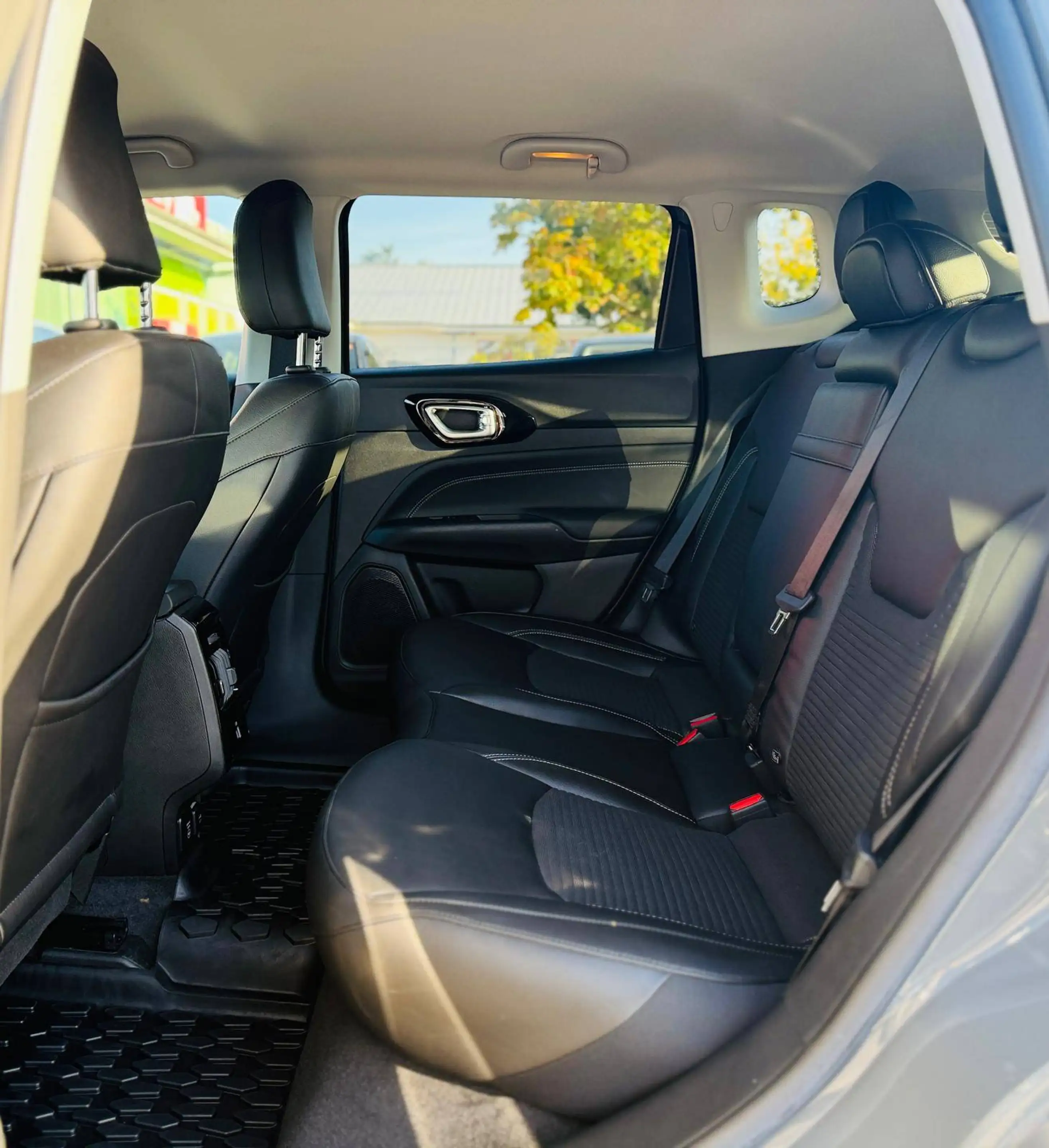 Jeep Compass 80th Anniversary LIMITED FWD TÜV & Service Neu Garantie Finanzierung Möglich — photo 6