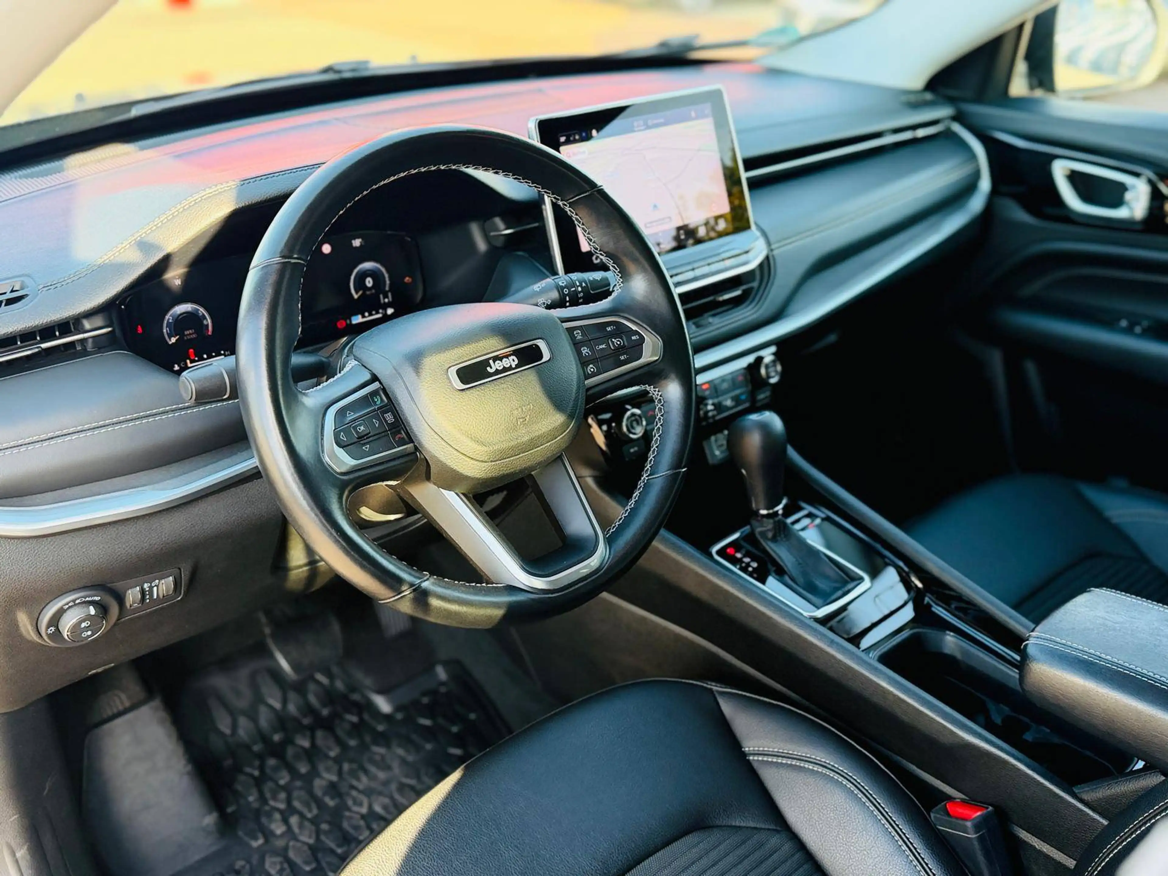 Jeep Compass 80th Anniversary LIMITED FWD TÜV & Service Neu Garantie Finanzierung Möglich — photo 4