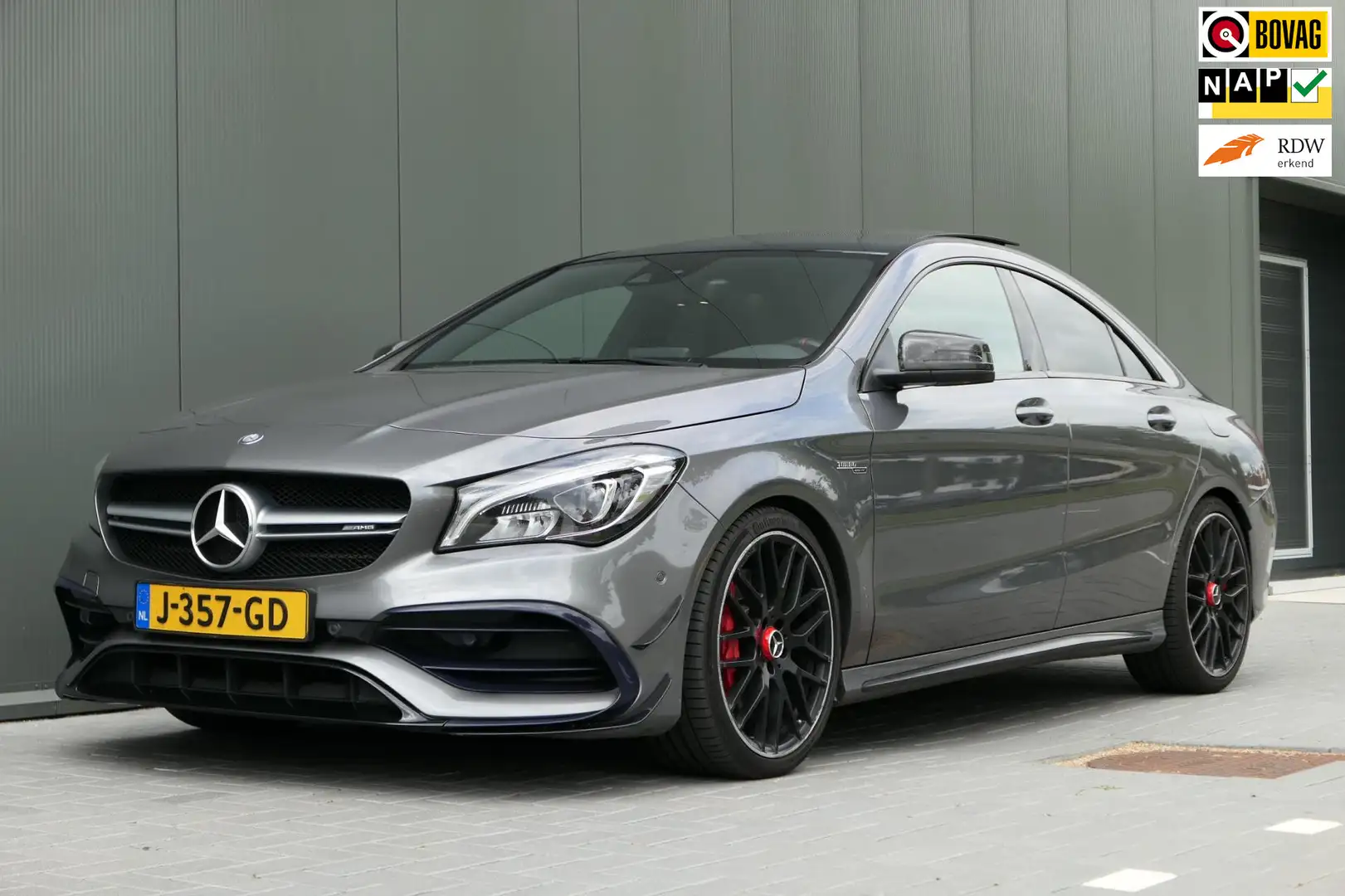 Mercedes-Benz CLA 45 AMG 4MATIC Ambition Pano Performance uitlaat Cruise Me Gris - 1
