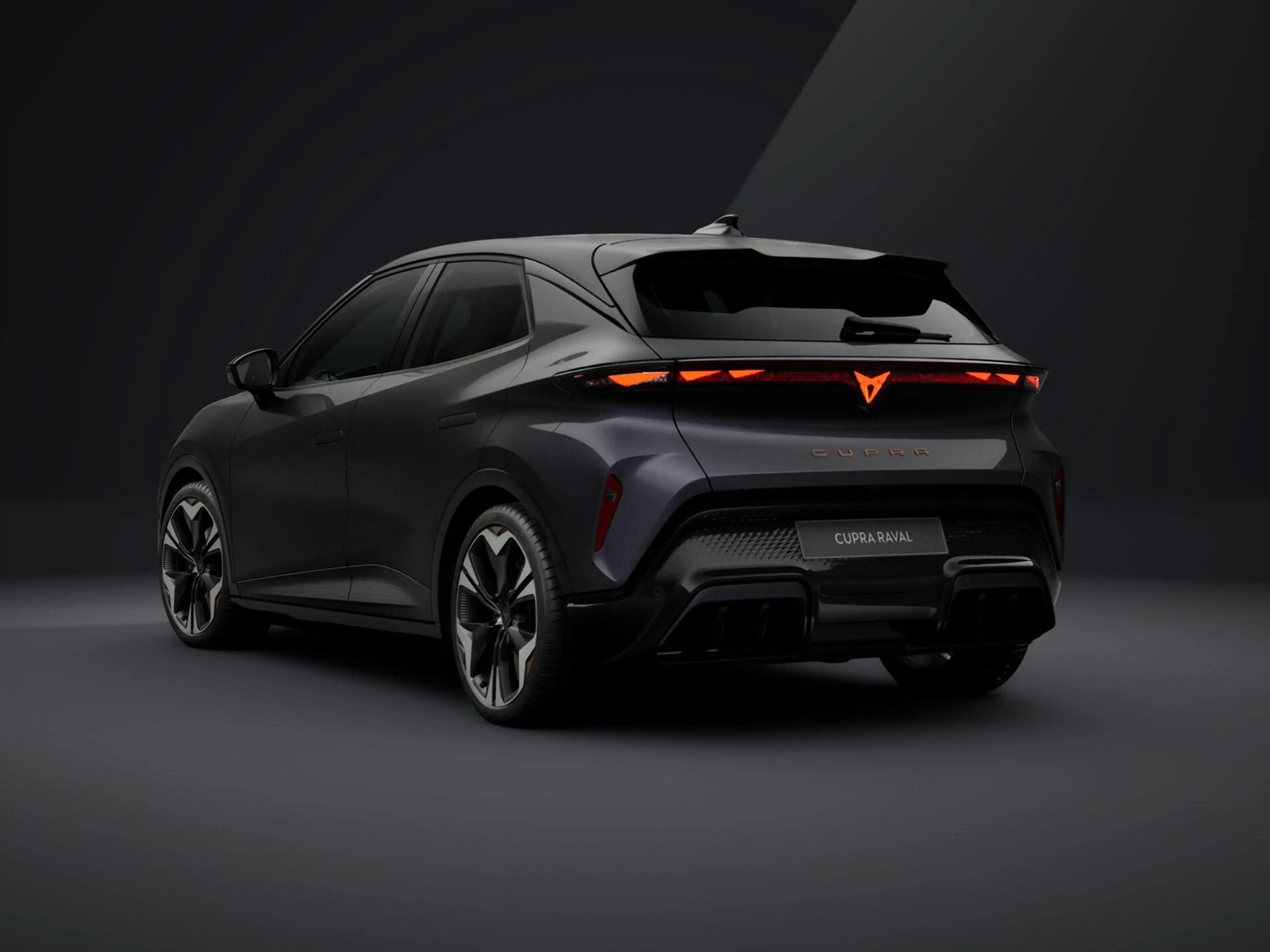 CUPRA Raval Performance 99 kW / 135 PK | 19" | Keyless | Full — photo 2
