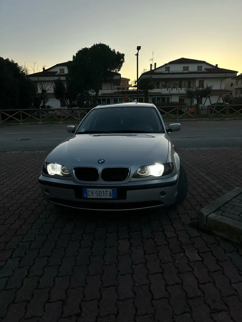 BMW 320 320d Eletta 150cv 6m Grigio - 1