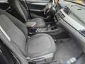 BMW X1 Advatange Schwarz - thumbnail 3