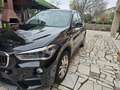 BMW X1 Advatange Schwarz - thumbnail 4