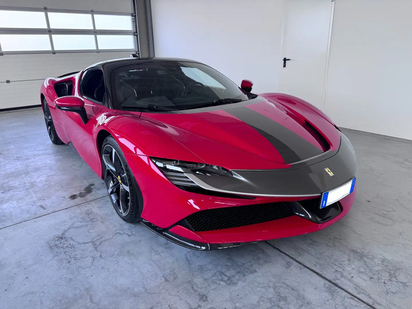 Ferrari SF90 Stradale ASSETTO FIORANO Rouge - 2