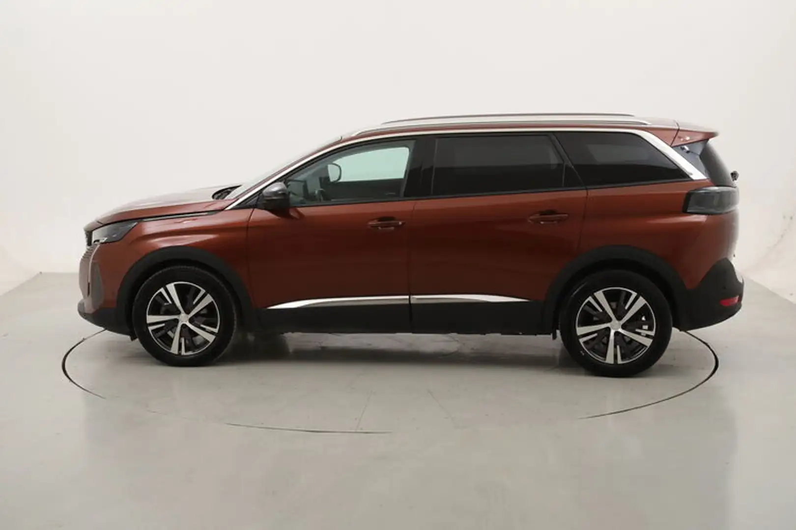 Peugeot 5008 Allure Pack EAT8 - 7 posti 1.5 Diesel 131CV Marrone - 2