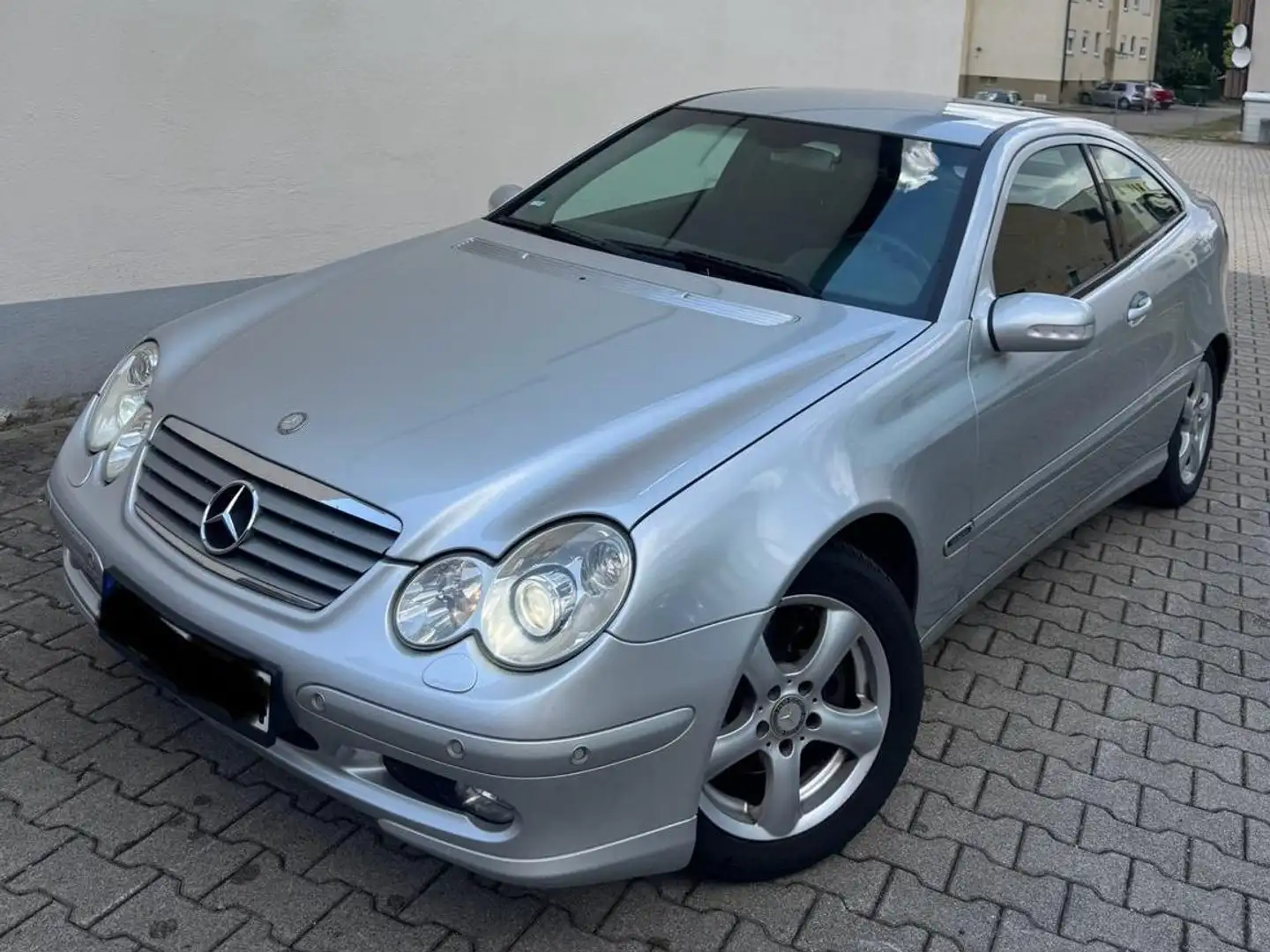 Mercedes-Benz C 180 Kompressor Sportcoupe,MOPF,XENON,PDC ,TÜV NEU Silber - 1