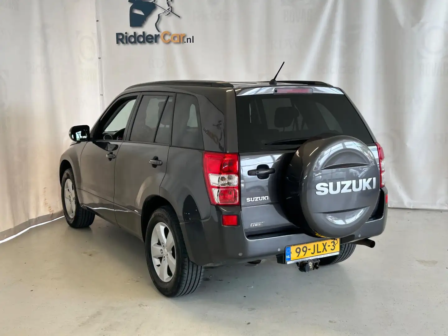 Suzuki Grand Vitara 2.4 Exclusive|AUTOMAAT|NAP|PARK SENS|STOELVERW|AIR Gri - 2