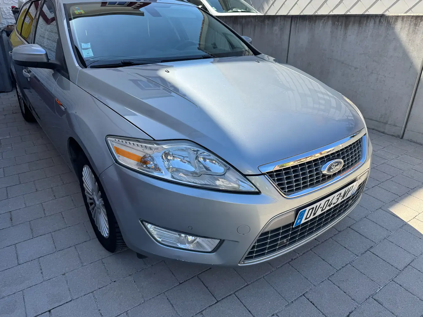 Ford Mondeo Mondeo SW 2.0 TDCi 163 FAP Titanium Gris - 1