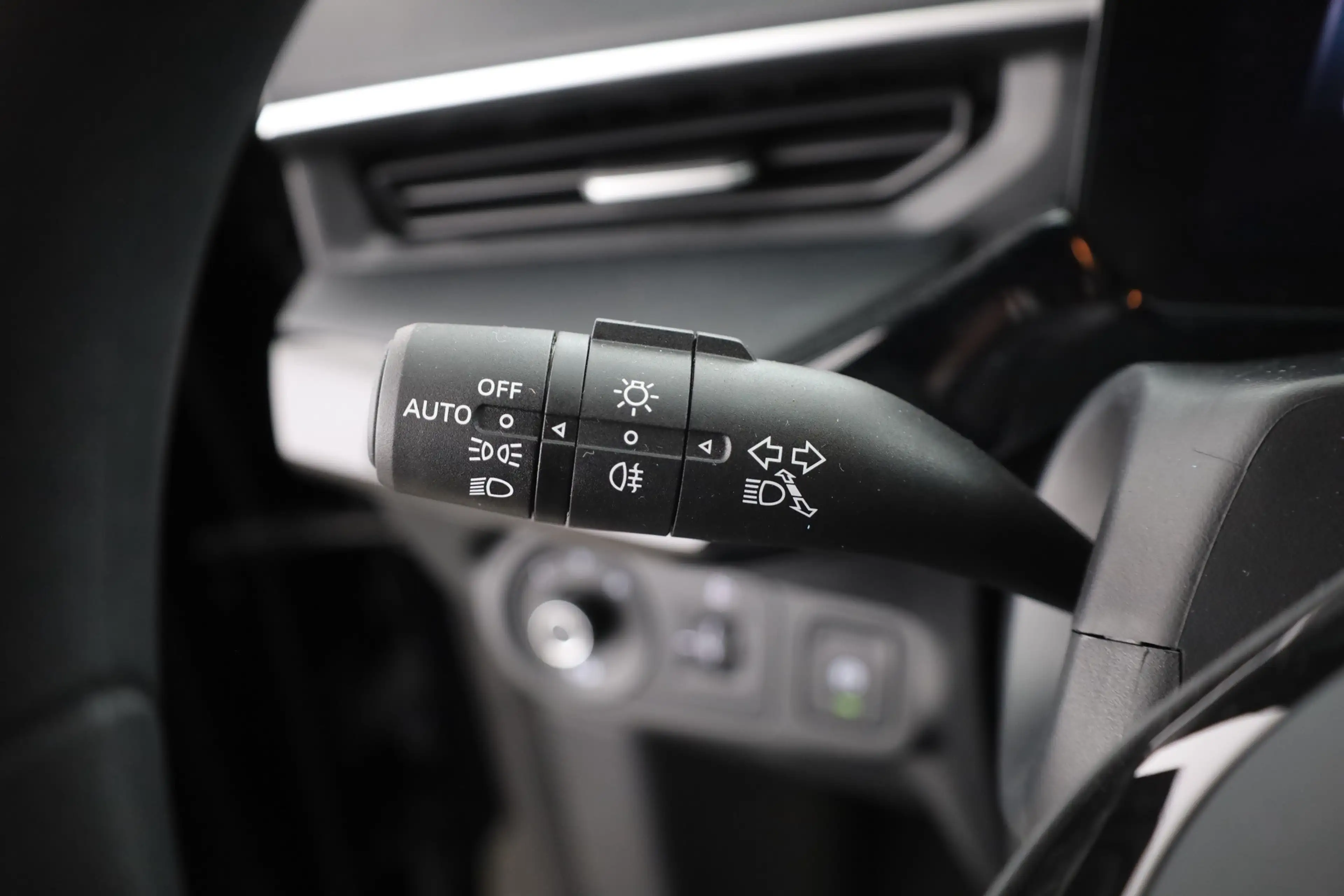 MG MG3 1.5 Comfort LED Navi Kamera — photo 17
