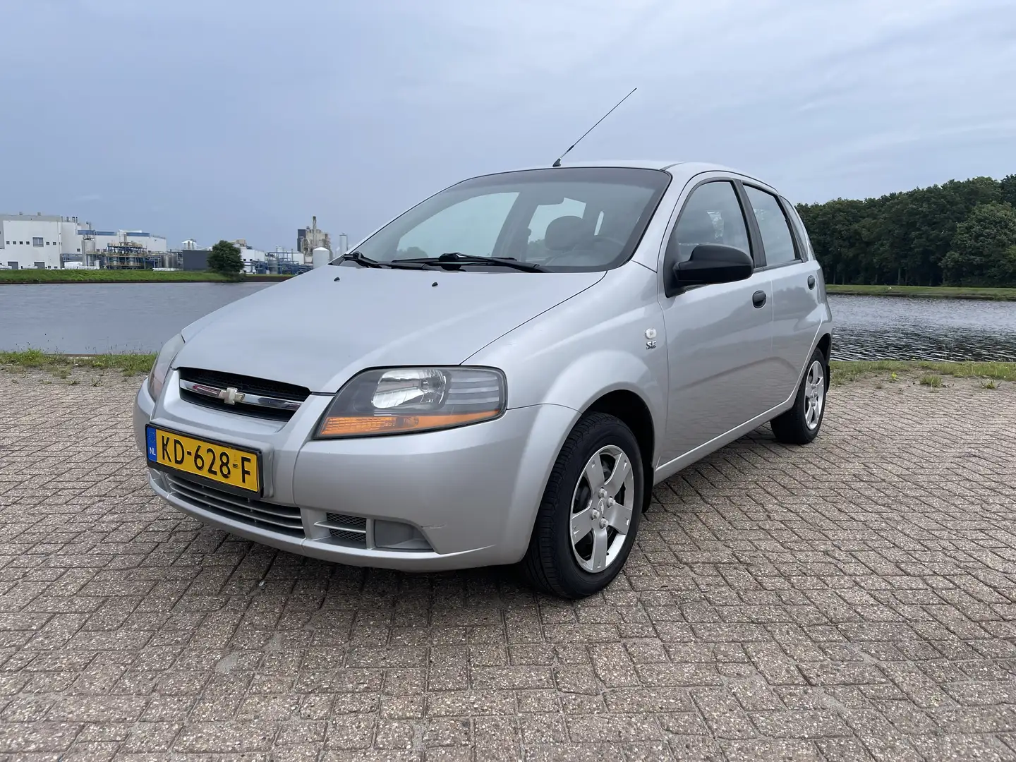 Chevrolet Kalos 1.4-16V Spirit Grijs - 1