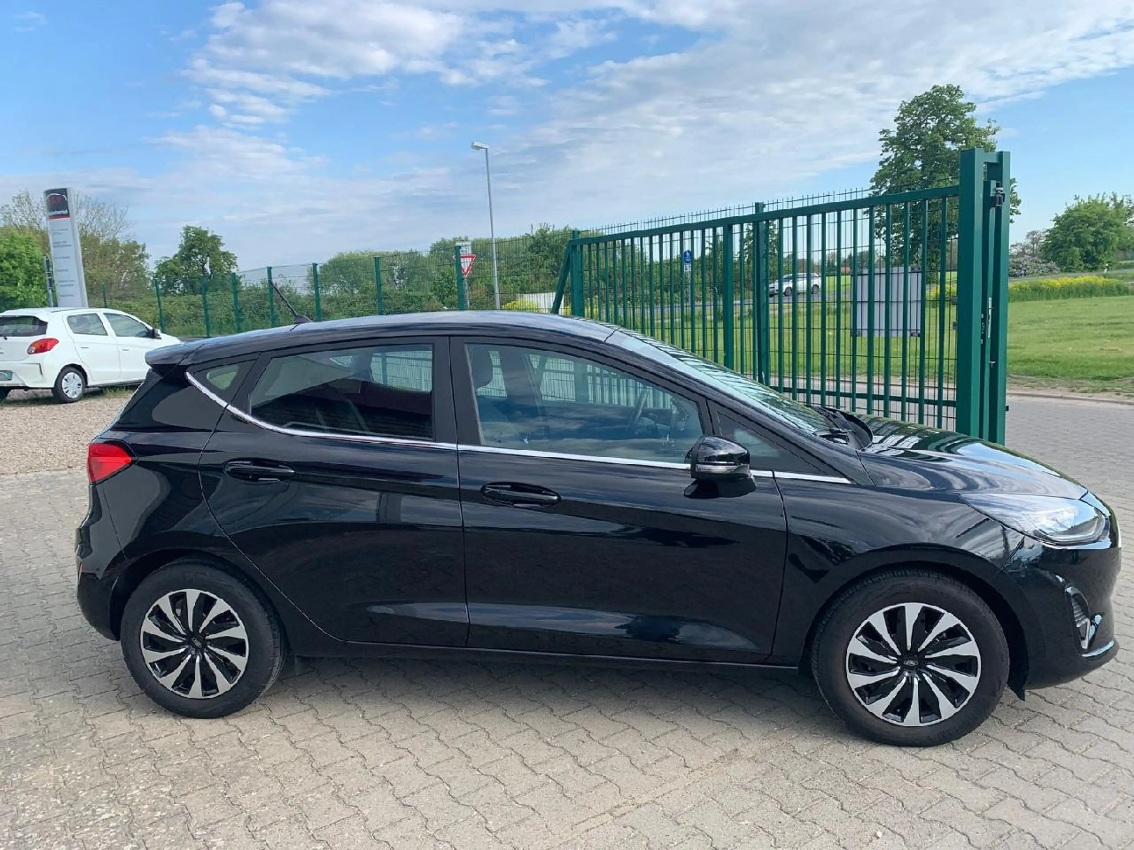 Ford Fiesta Titanium — photo 4
