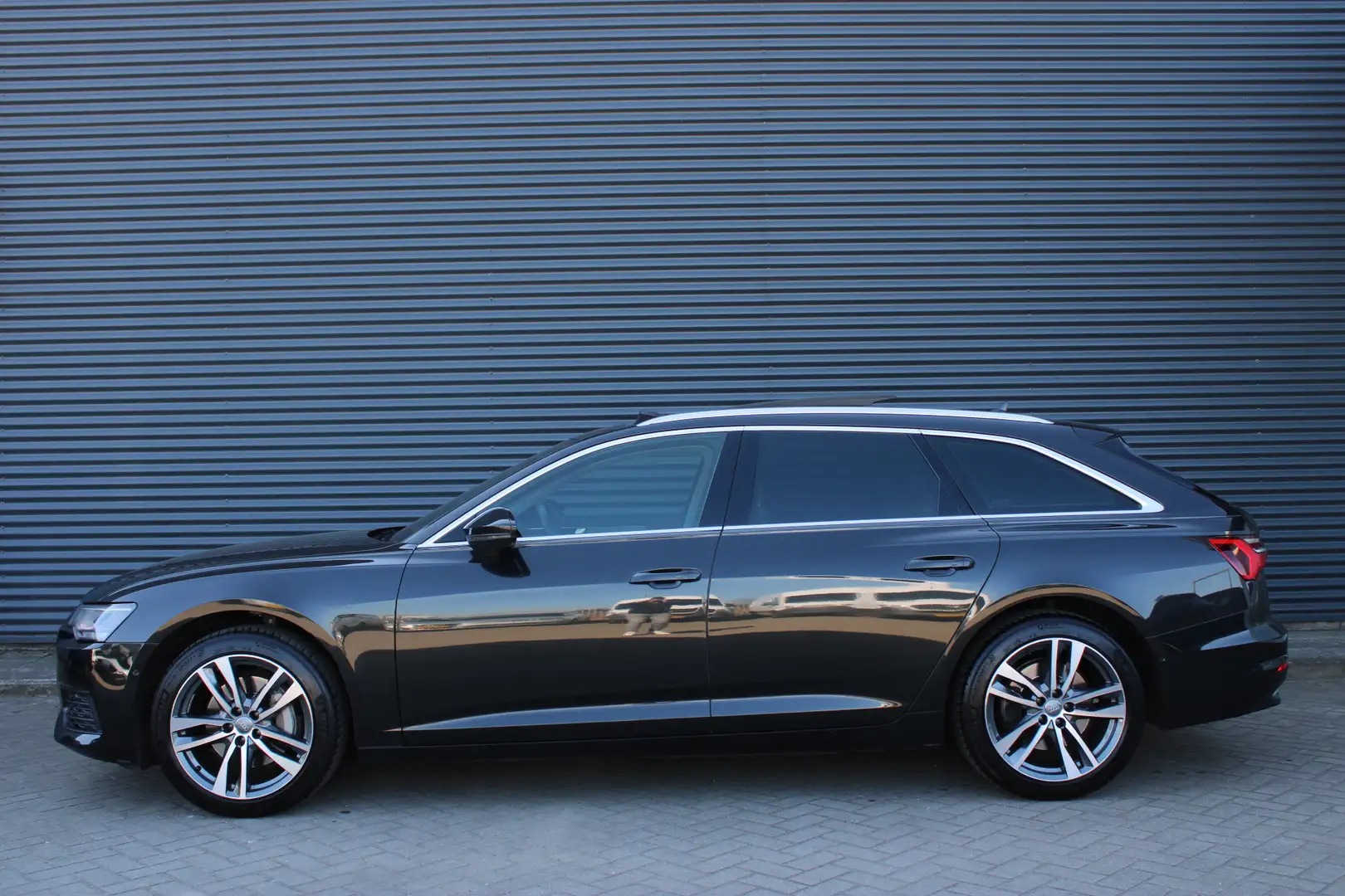 Audi A6 Avant 45 TFSI 245PK Quattro Panoramdak Leer Elekt. Grijs - 2