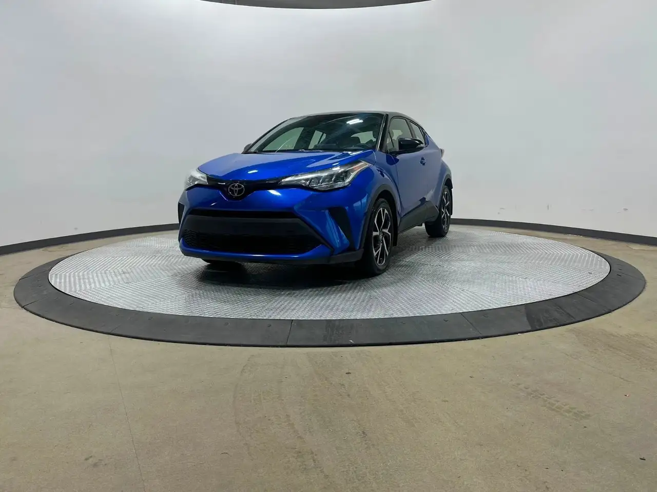 Toyota C-HR fotografie Toyota C-HR