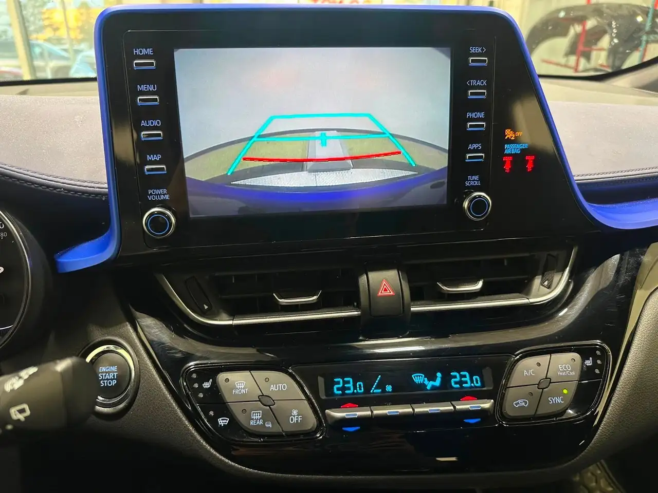 Toyota C-HR fotografie Toyota C-HR