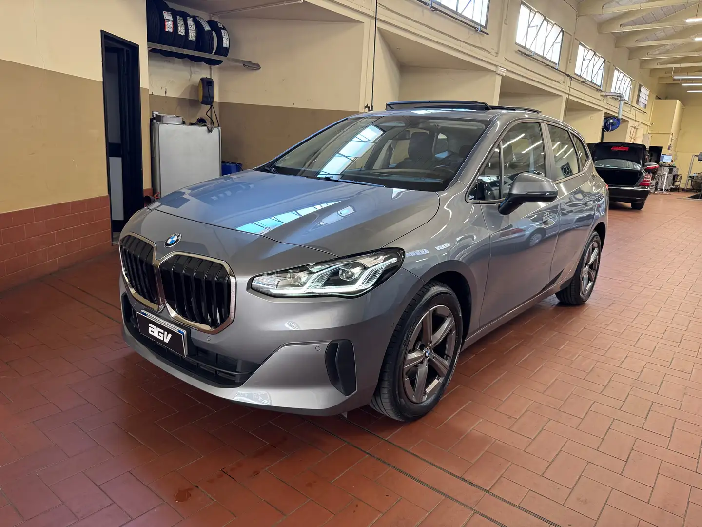 BMW 218 i Active Tourer auto -PACCHETTO TAGLIANDI- Gris - 1