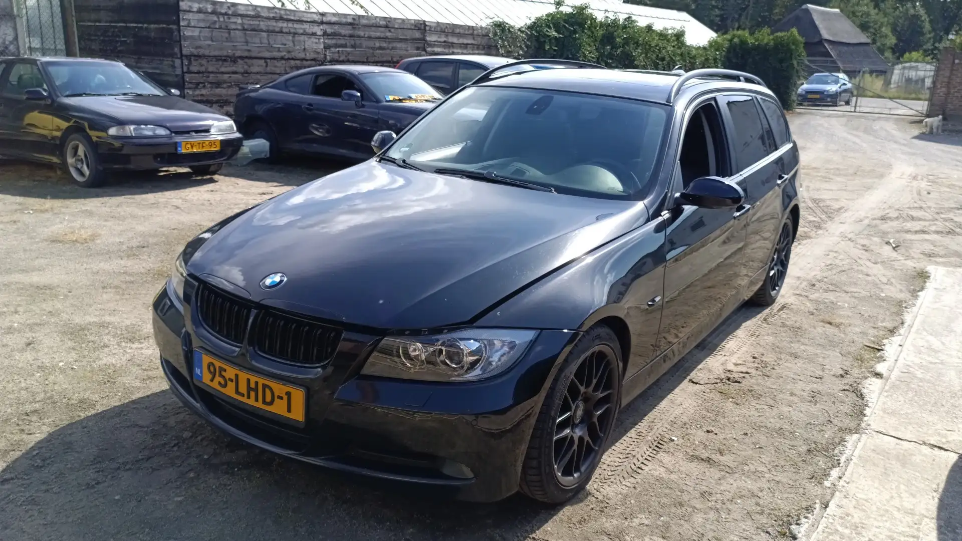 BMW 325 325i Touring Aut. vacuüm pomp defect - 1