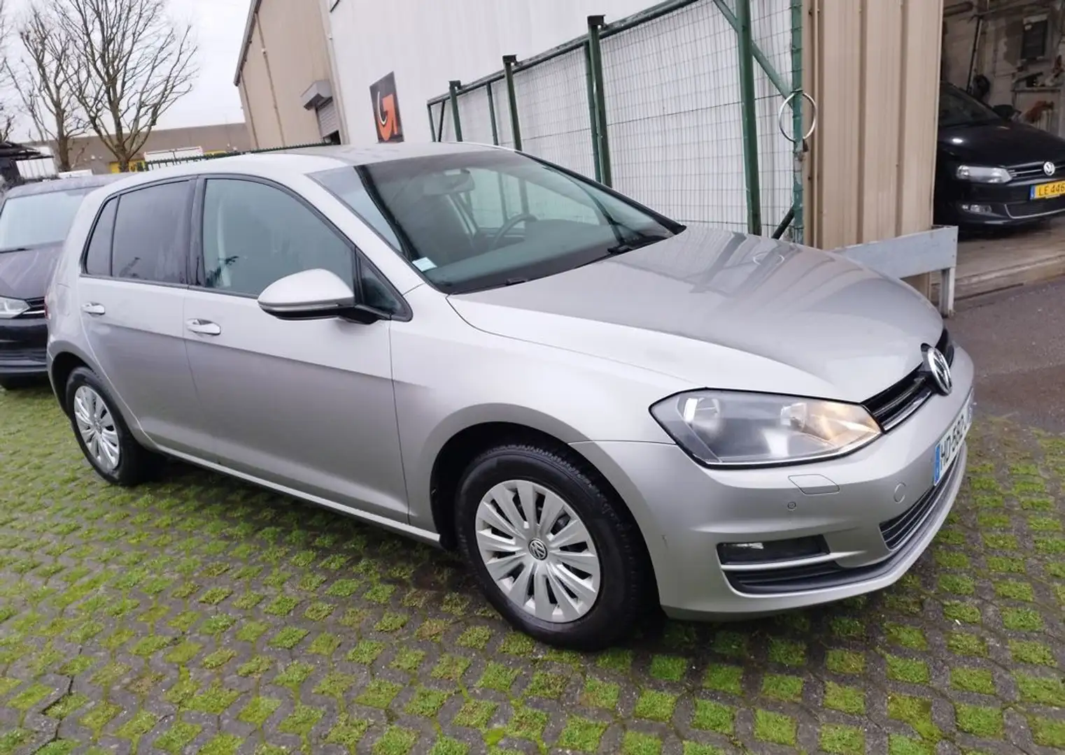Volkswagen Golf Vw 7 1.6 tdi 110 TREND 5 portes Argent - 2