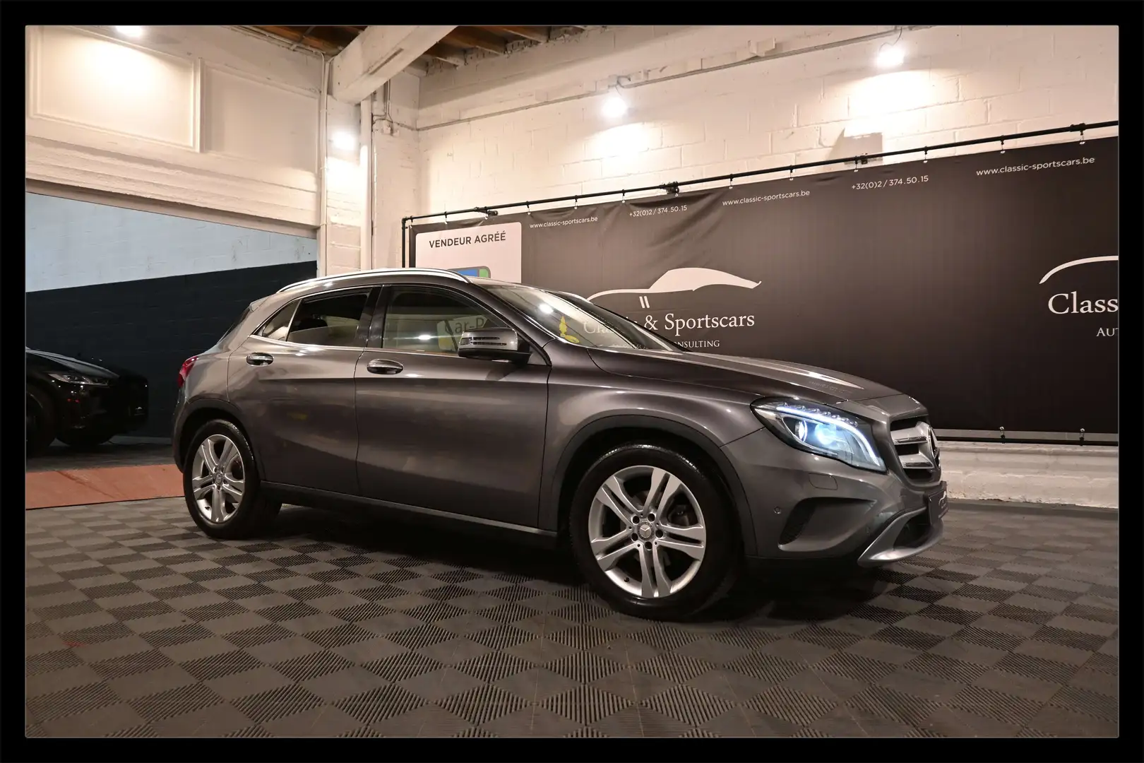 Mercedes-Benz GLA 220 GLA 220 d 4-Matic / AUTO / XENON / CAMERA Gris - 1