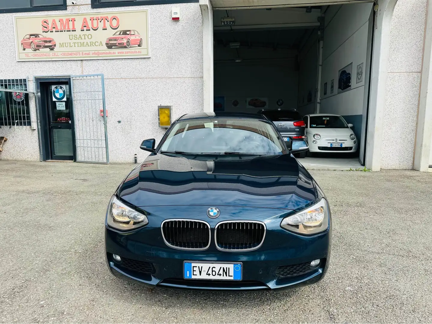 BMW 118 118d 5p Unique Blu/Azzurro - 2