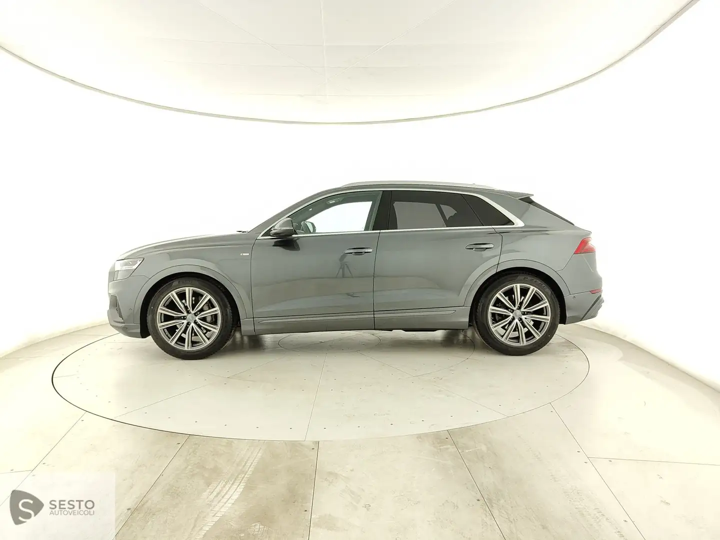 Audi Q8 I 2018 50 3.0 tdi mhev Sport quattro tiptronic Grigio - 2