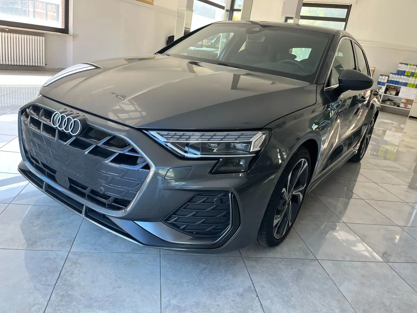 Audi A3 A3 5p 1.8 TFSI SPORTBACK S LINE Grigio - 1