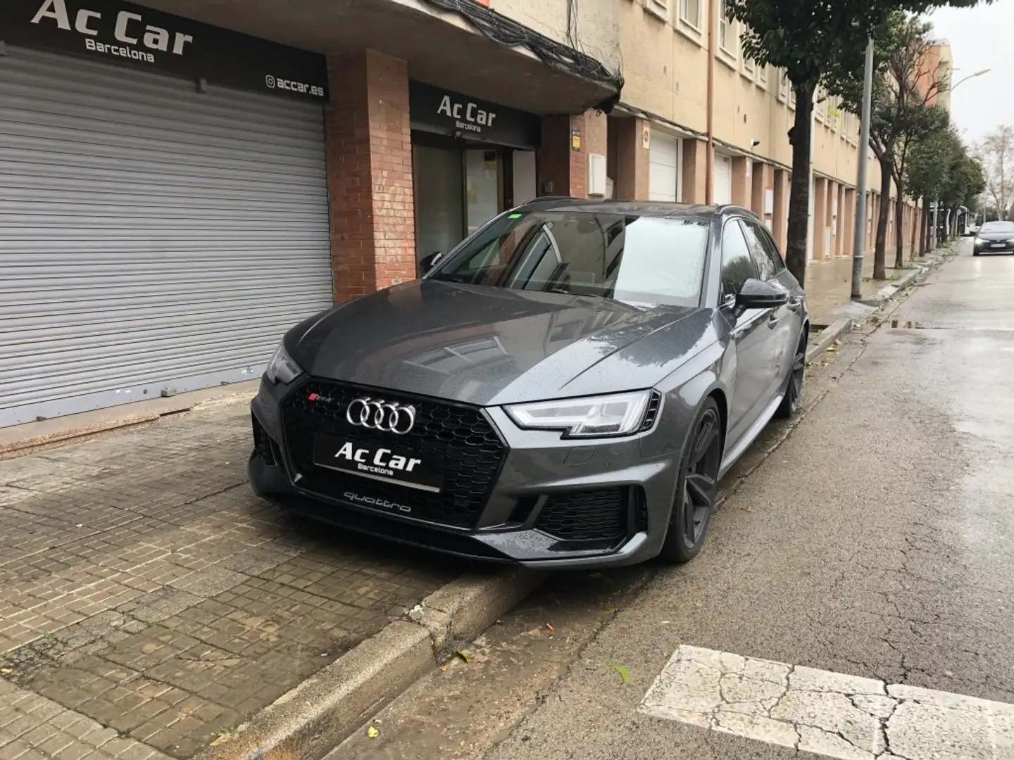 Audi RS4 Avant TFSI quattro tiptronic Gris - 1