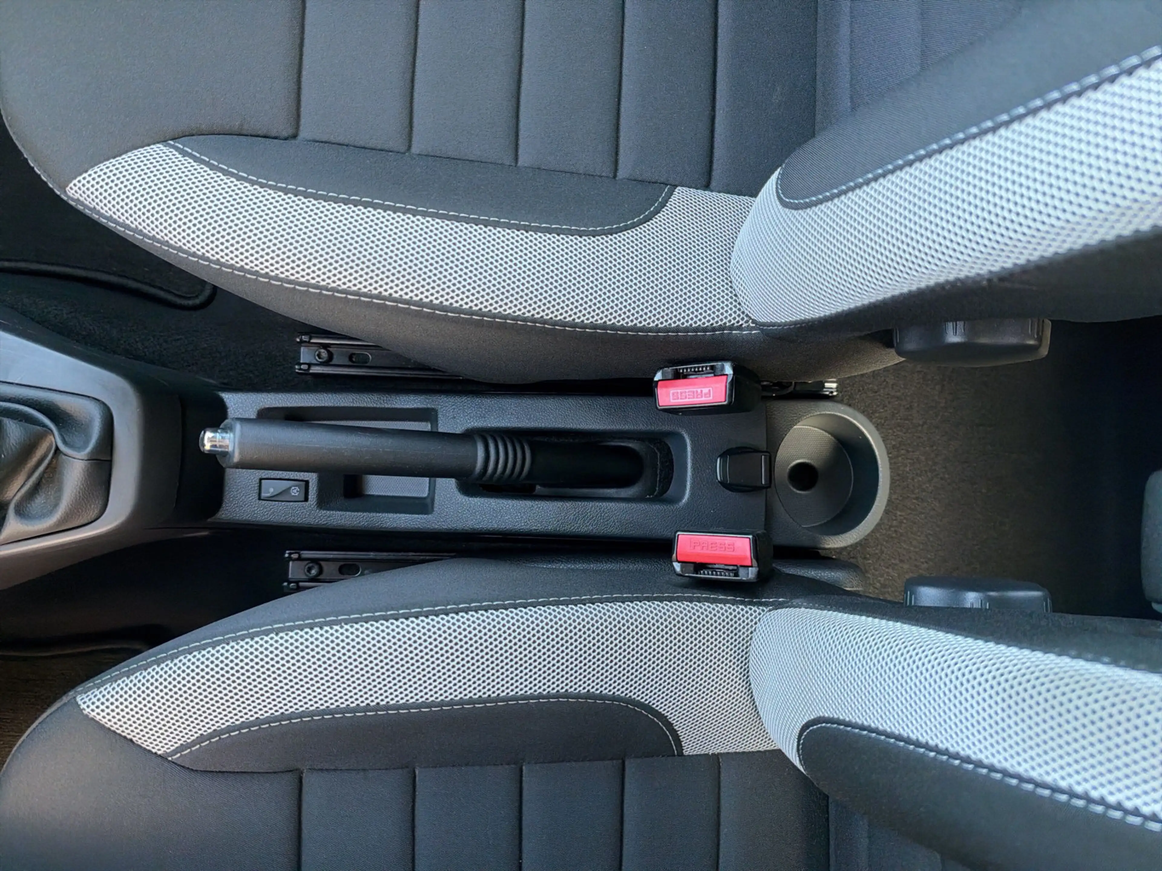 Dacia Lodgy Stepway TCe 130 GPF 7-Sitzer Scheckheft — photo 15